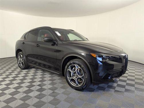 2025 Alfa Romeo Stelvio Sprint AWD
