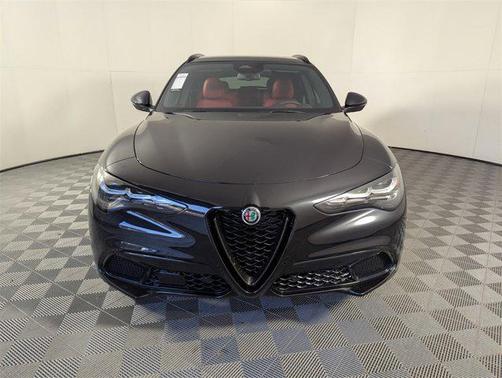 2025 Alfa Romeo Stelvio Sprint AWD