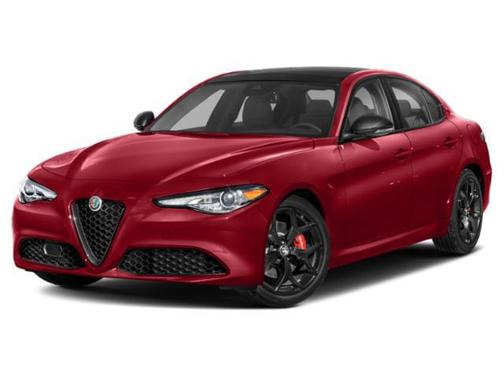 Alfa White 2022 Alfa Romeo Giulia Veloce