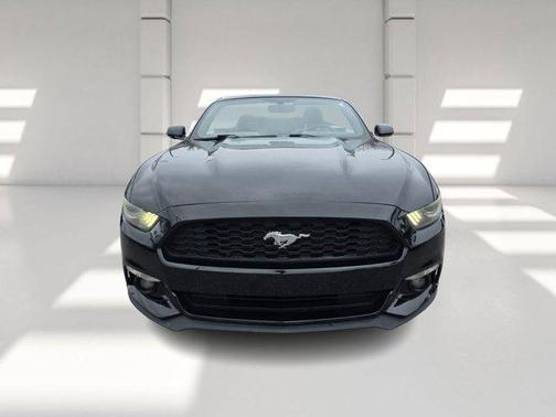 2015 Ford Mustang V6