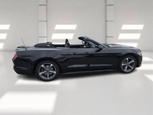 2015 Ford Mustang V6