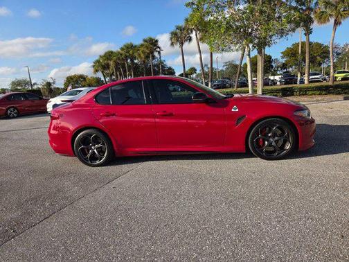 2023 Alfa Romeo Giulia Quadrifoglio