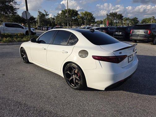 2019 Alfa Romeo Giulia Ti Sport