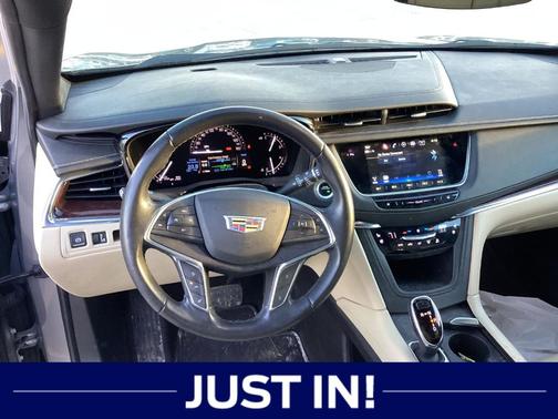 2018 Cadillac XT5 Premium Luxury