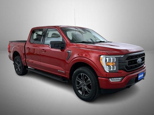 Rapid Red Metallic Tinted Clearcoat 2021 Ford F-150 XLT