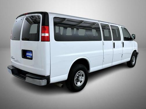 2020 Chevrolet Express 3500 LT