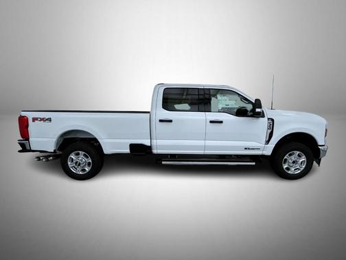 2026 Ford F-350 XLT