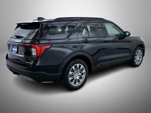 Agate Black Metallic 2026 Ford Explorer Active