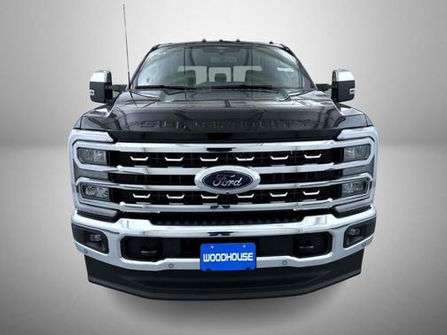 Agate Black Metallic 2026 Ford F-350 Lariat Super Duty