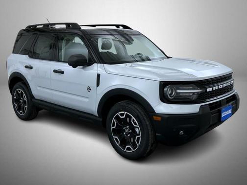 Space White Metallic 2026 Ford Bronco Sport Outer Banks