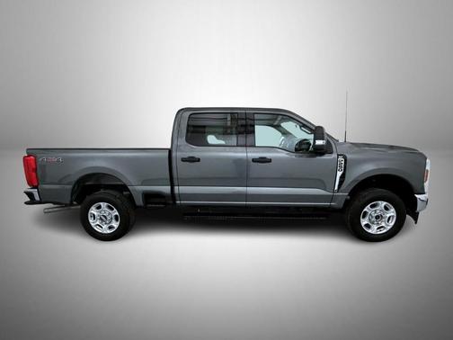 2025 Ford F-250 XLT