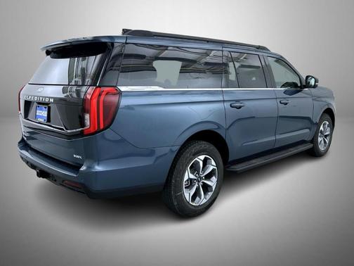 Nocturnal Blue Metallic 2027 Ford Expedition Max ACTIVE