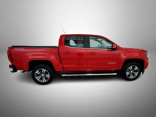 Red 2018 Chevrolet Colorado LT