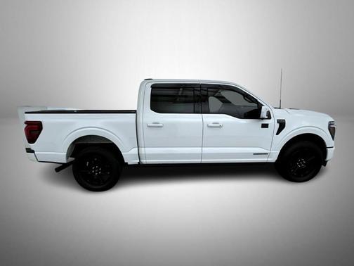 Star White 2025 Ford F-150 Platinum