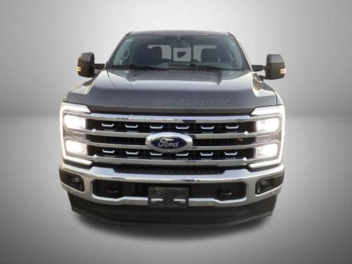 Carbonized Gray Metallic 2023 Ford F-250 Lariat