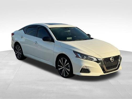 2021 Nissan Altima 2.5 SR