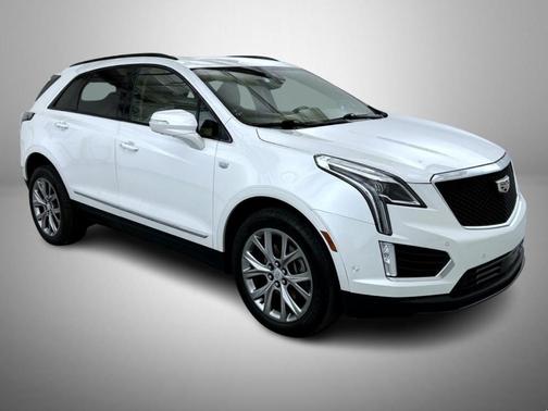 Crystal White Tri-Coat 2020 Cadillac XT5 Sport
