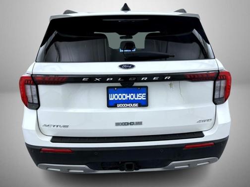 White Metallic 2025 Ford Explorer Active