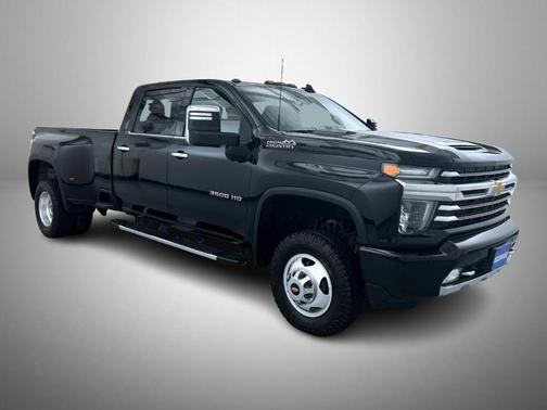 2022 Chevrolet Silverado 3500 High Country