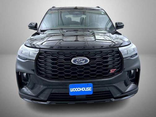 Black Metallic 2025 Ford Explorer ST