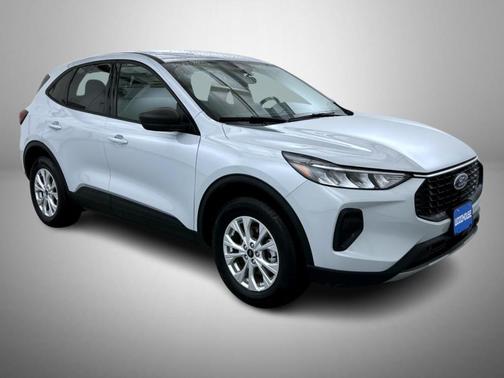 Silver Metallic 2025 Ford Escape Active