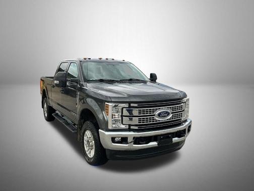Magnetic 2019 Ford F-250 XLT