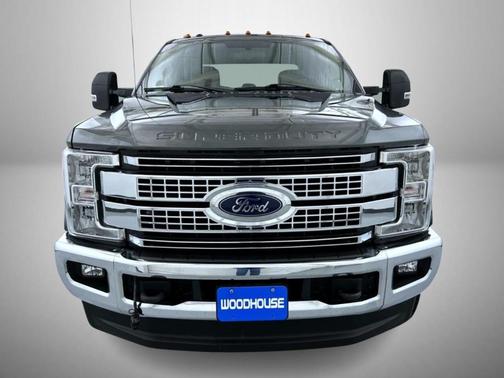 Magnetic 2019 Ford F-250 XLT