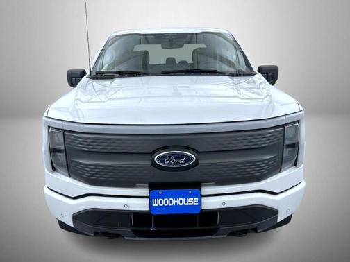 2023 Ford F-150 Lightning XLT