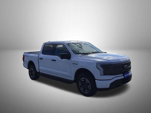 2023 Ford F-150 Lightning XLT