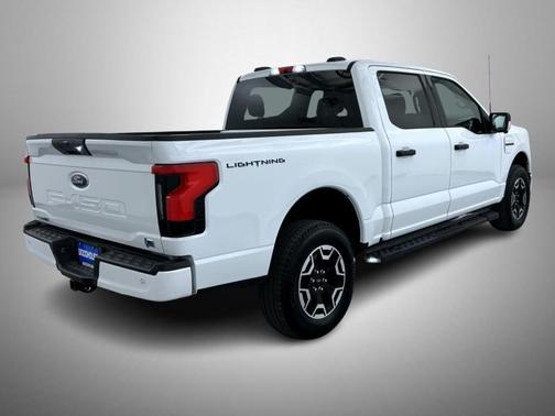 2023 Ford F-150 Lightning XLT