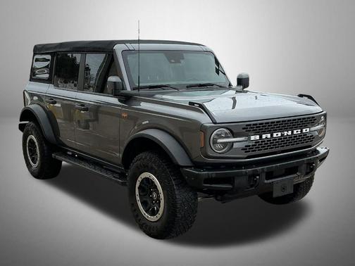 2022 Ford Bronco Badlands