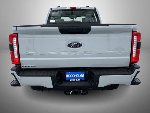 Avalanche 2026 Ford F-250 XL