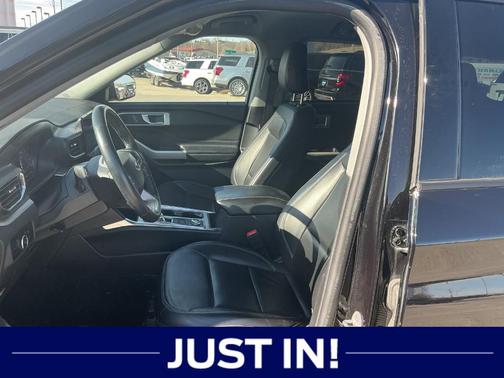 Agate Black Metallic 2023 Ford Explorer XLT