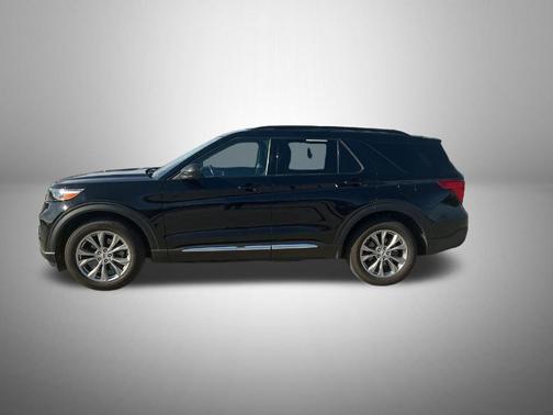 Agate Black Metallic 2023 Ford Explorer XLT