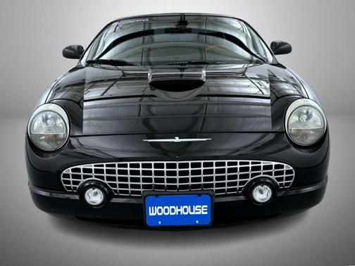 2002 Ford Thunderbird 