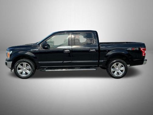 White Platinum Tri-Coat Metallic 2018 Ford F-150 XLT