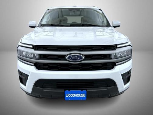 Oxford White 2024 Ford Expedition XLT