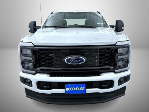 Oxford White 2026 Ford F-250 XL