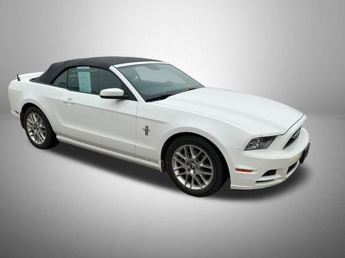 2013 Ford Mustang V6 Premium