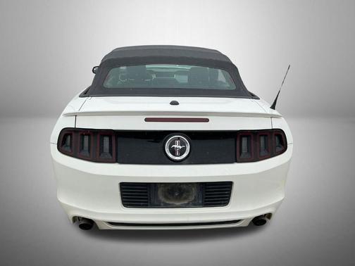 2013 Ford Mustang V6 Premium