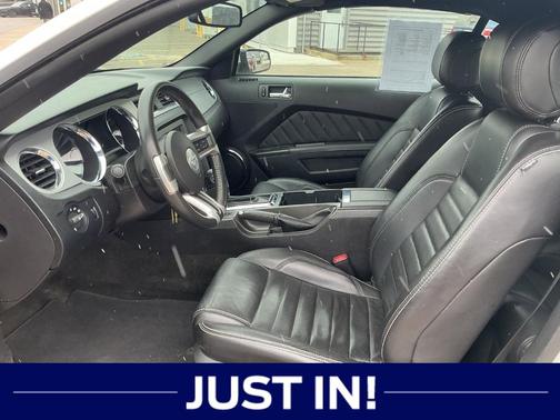 2013 Ford Mustang V6 Premium