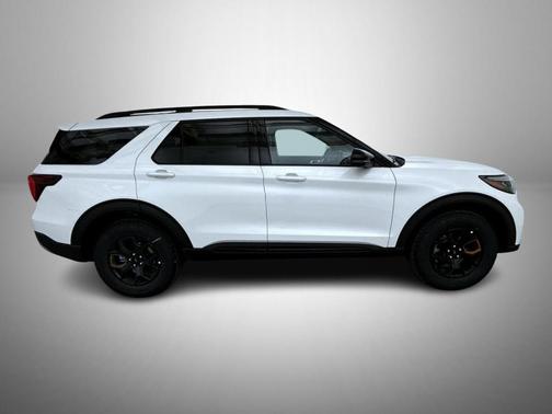 Star White 2026 Ford Explorer Tremor