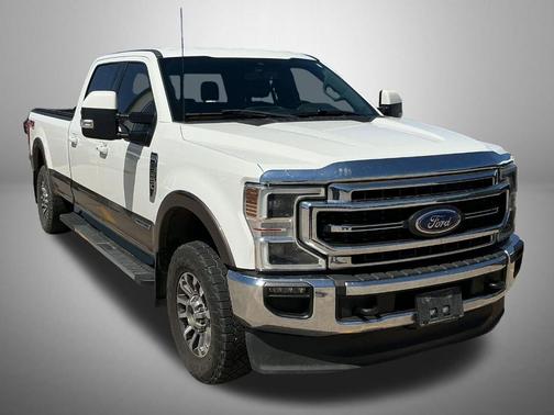White 2022 Ford F-250 Lariat