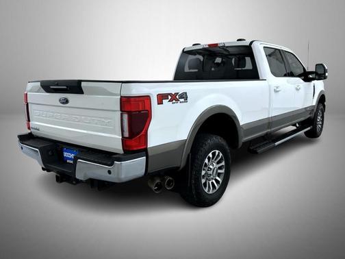 White 2022 Ford F-250 Lariat