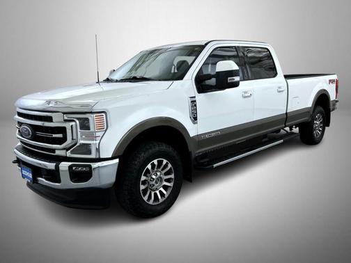 White 2022 Ford F-250 Lariat