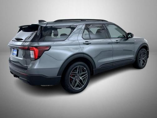 Gray Metallic 2025 Ford Explorer ST-Line