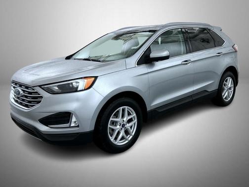 Iconic Silver Metallic 2022 Ford Edge SEL