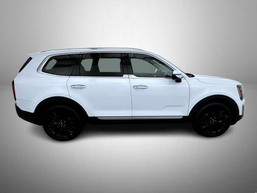 Glacial White Pearl 2022 Kia Telluride SX
