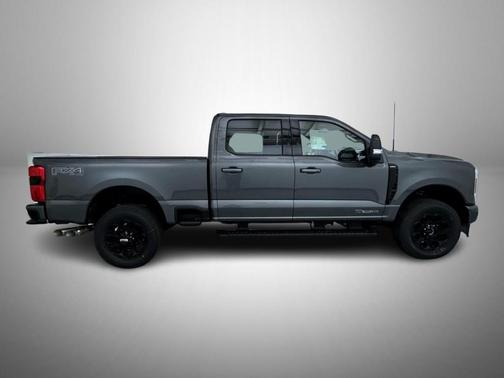 2026 Ford F-350 Lariat Super Duty