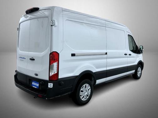 2025 Ford E-Transit Base
